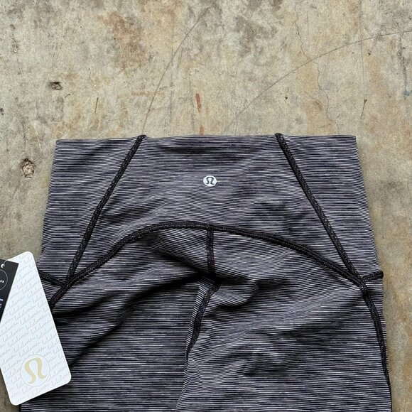 Lululemon Women's Hugged High-Rise Leggings - Black/Gray - Picture 8 of 9